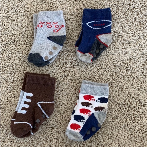 (25) Pairs Boys Socks (OshKosh, Carter’s) - Picture 4 of 6